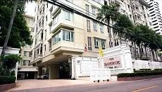 ขาย ให้เช่า คอนโดThe Bangkok 43 2 ห้องนอน 2 ห้องน้ำ มีระเบียงนั่งชมวิว ตกแต่งครบ รีบเลย