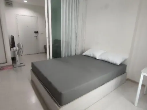 ให้เช่า ASPIRE Erawan ชั้น 15 วิวสระ ห้องกั้นแต่งครบ น่าอยู่ จองเลย ห้ามพลาด