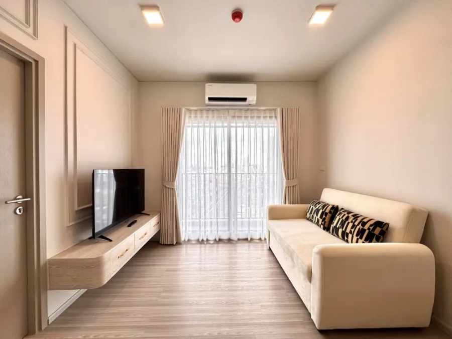 For rent: Quintara MHy'Den Pho Nimit, high floor unit, fully furnished, very livable. Book now!
