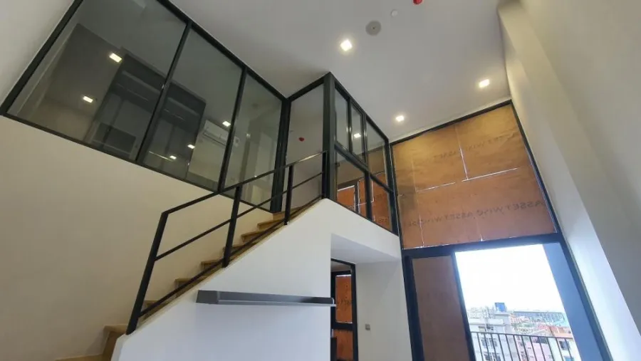 ขายดาวน์ คอนโด โมดิซ ไรห์ม รามคำแหง ห้อง Duplex โปร่ง โล่งสบาย ในราคาที่จับต้องได้ อย่าพลาด