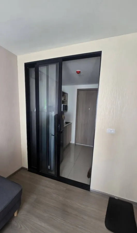 For rent: The Muve Kaset. Fully furnished with all appliances. Just bring your suitcase and move in!