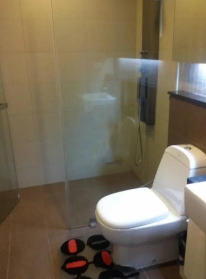 Sell / rent Apus Condominium, large room, beautiful decoration, fully furnished, complete electrical appliances You can get in. Hurry up.