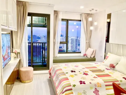 คอนโดให้เช่า ไลฟ์ลาดพร้าว บิวท์อินสวยมากชั้นสูง วิวสวย Super View ห้องสวยมาก มาเช่าเด้อ!!! images