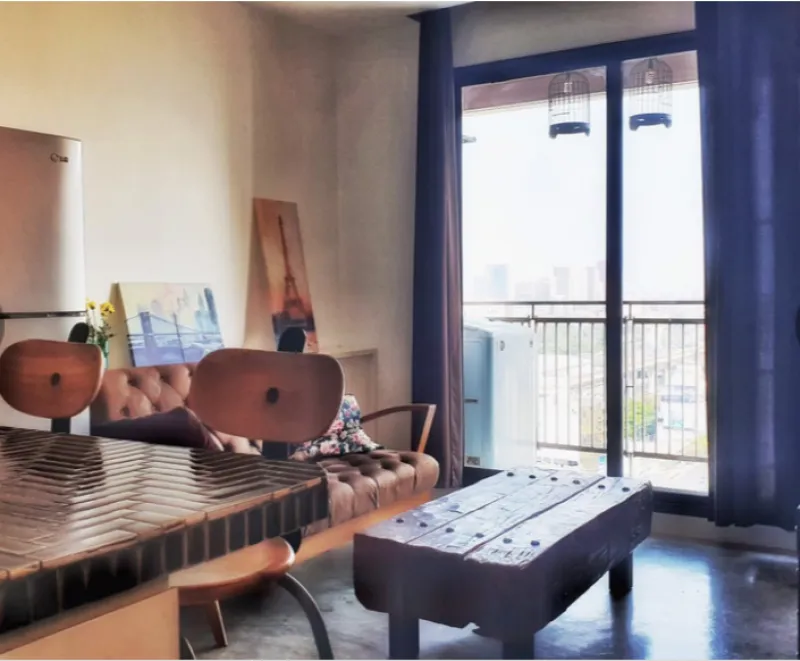 ** True Thonglor Condo ** Beautiful room, fully furnished, complete with full facilities. Hurry and rent urgently.