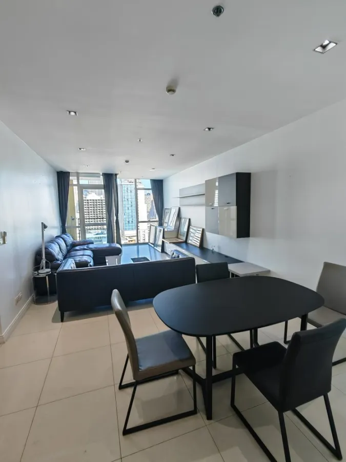 For sale rent: Athenee Residence, large room, fully built-in furniture, unblocked view. Don't just look and book now.