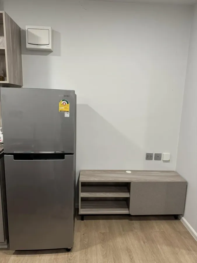 For rent: Kave TU, 6th floor, east side, fully furnished room, move in with your bags immediately. Reserve now, don't wait.