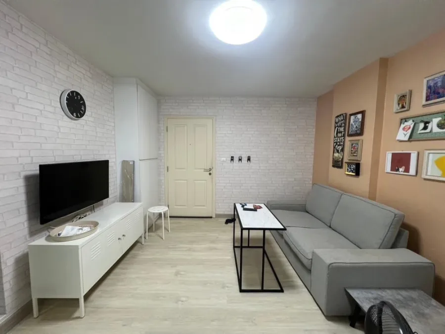 Urgent sale, D Condo On Nut Rama 9, 1st floor, wide room, very good price.