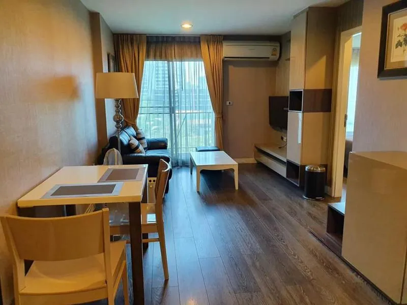 ให้เช่า The Crest Sukhumvit 49 ขนาด 49 ตร.ม. ชั้น7 เฟอร์ครบ เดินทางสะดวกใกล้ bts ความสะดวกครบครัน