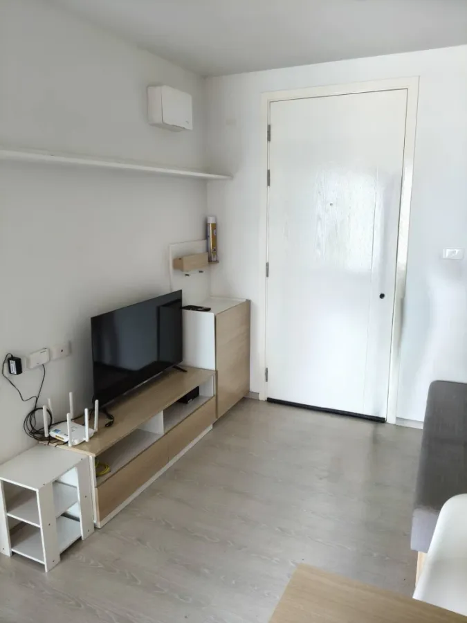 For rent: The Kith Plus Phahonyothin Khukot. Nice room, fully furnished, affordable price. Book now!