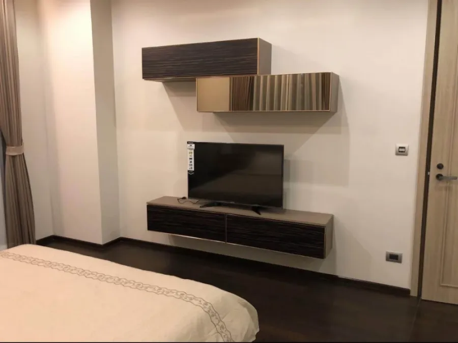 Condo for rent sell, The XXXIX Sukhumvit 39, nice atmosphere, beautifully decorated, ready to move in. Don't miss it.