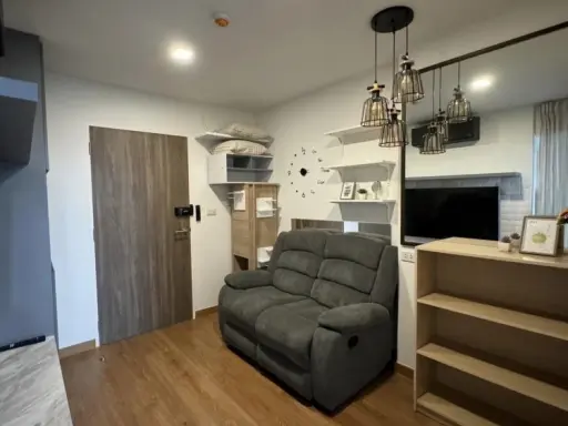 For rent: Maxnix Ram Intra 21, 8th floor (top floor), reclining sofa, washing machine available, don't miss it.