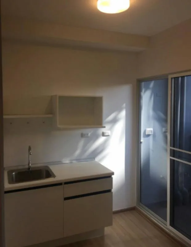 Plum Condo Bang Yai for sale, ground floor, next to the swimming pool, new room, modern design, low price, ready to move in. Don't miss it.