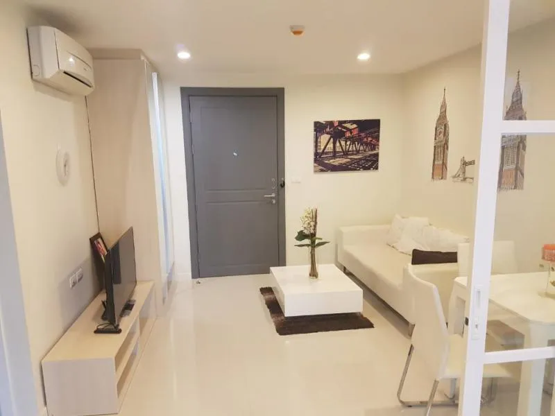 For sale, for rent, Condo Element Srinakarin, beautiful room, good view, very good location, near the mall.