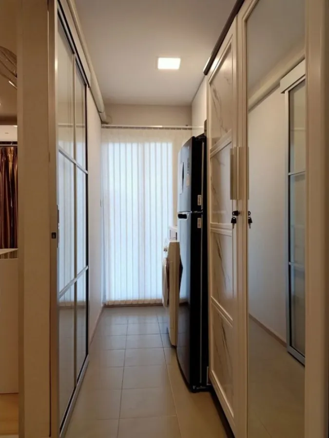 For rent, Plum Condo Rangsit Alive 1, Building A, 6th floor, pool view. Good built-in wardrobe. Hurry up to reserve.