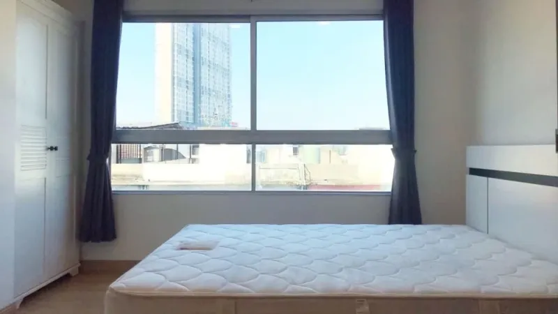 ขาย D condo รัตนาธิเบศร์ ห้องกั้นแยกอย่างดี ราคาอย่างโดน ไม่จองแล้วจะเสียดายทีหลัง บอกเลย