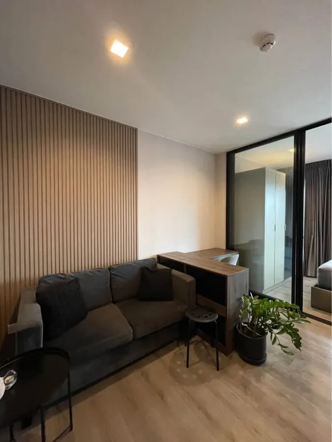For rent: The Politan Rive, ready to move in, high floor, fully furnished, reserve now.