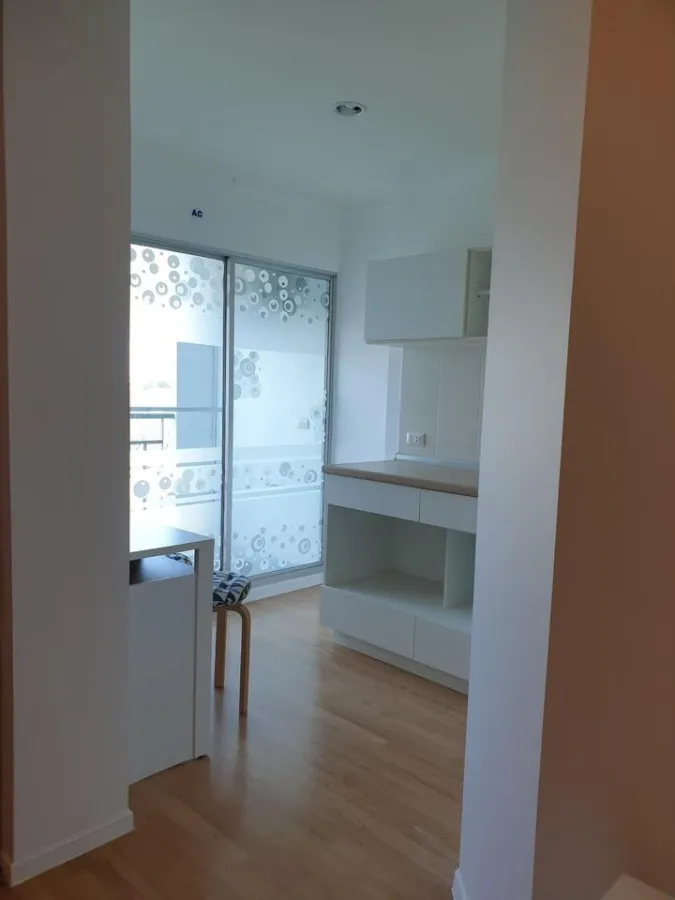 Condo for sale,rent Lumpini Ville Sukhumvit 109-Bearing, 4th floor, comes with full set of furniture. You can't miss it, book now.
