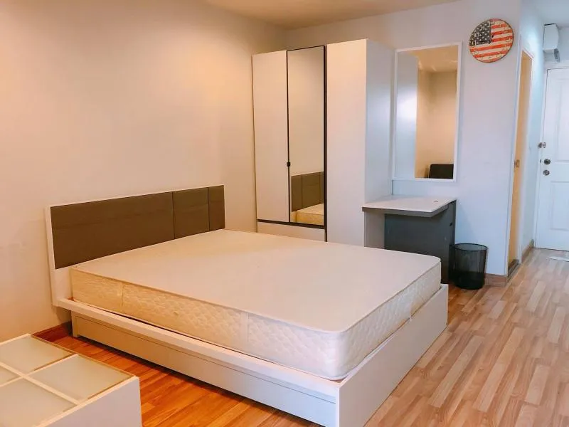 ให้เช่า Regent Home 15 แจ้งวัฒนะ เฟอร์นิเจอร์ครบ แต่งห้องน่าอยู่ รีบเลย
