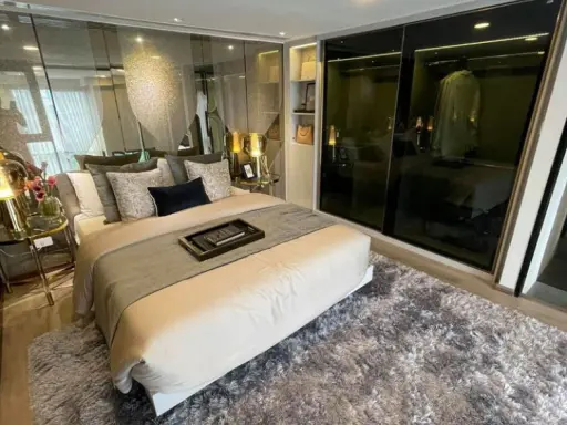 ขายดาวน์ คอนโด โซโห​ แบงค็อก​ รัชดา ห้อง Duo Space 2 ชั้น ตำแหน่งดี ของแถมจัดเต็ม อย่ารอช้า!!