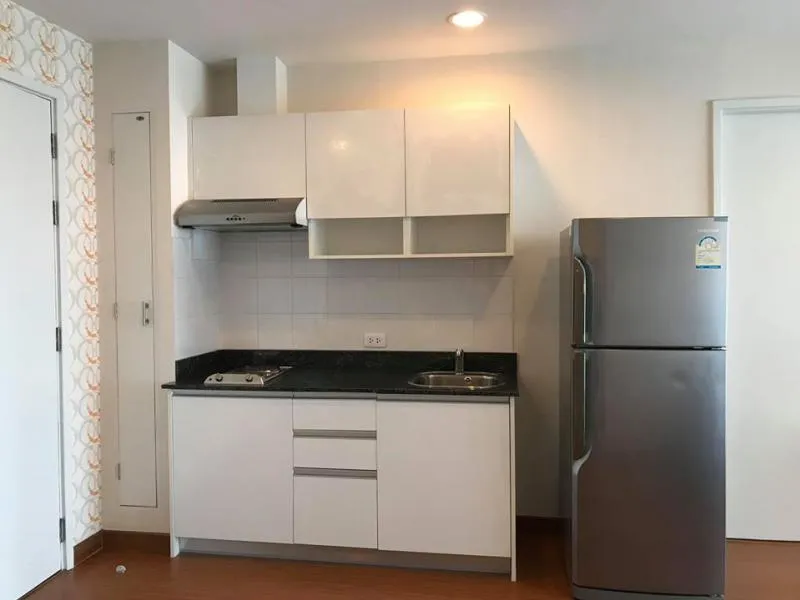 -เช่า diamond sukhumvit ชั้น17 ห้องสวยแต่งสวย ทำเลดี ใกล้BTS ช้าหมดอดนะจ๊ะ-