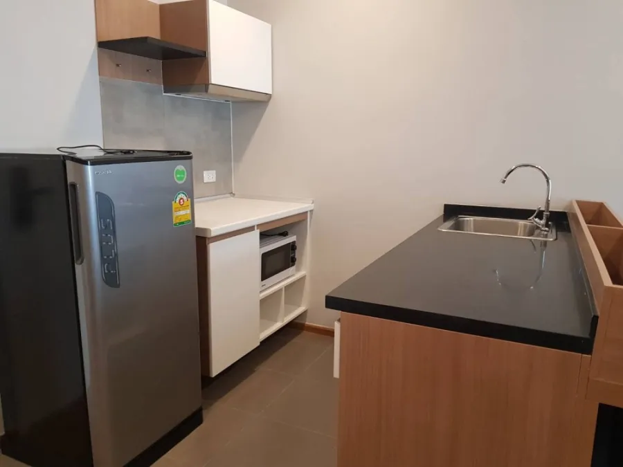 For rent, Proud 3 Chaengwattana, 5th floor, complete amenities, fully decorated, ready to move in, hurry to reserve.