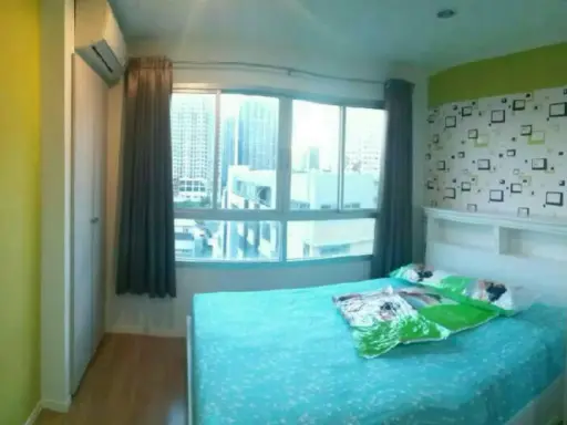 Urgent for rent !! Condo Lumpini Ville Sukhumvit 77/2, beautiful room, good location, convenient transportation, near BTS On Nut, do not miss !!
