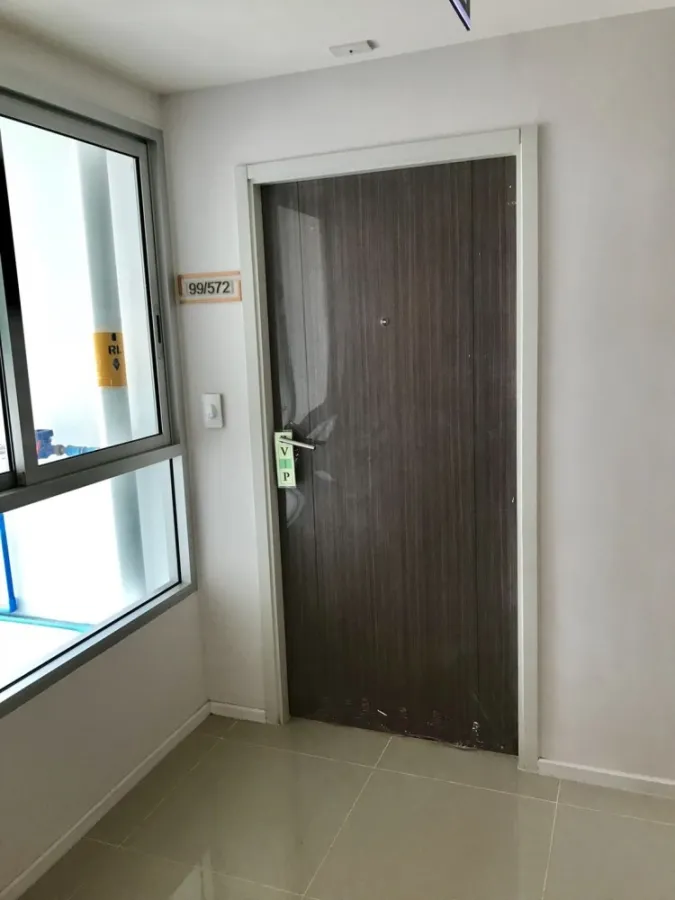 Casa Condo Bang Yai for sale, 29th floor, complete with furniture and electrical appliances. Book now, don't miss it.