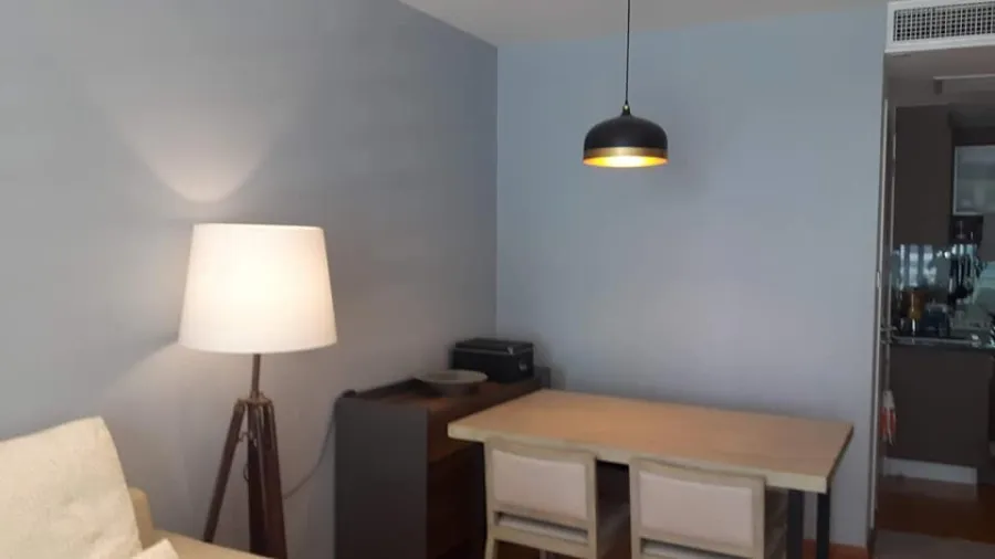 Condo for sale, Issara@42, Sukhumvit, very spacious room, complete facilities. You can't miss it. Hurry up.
