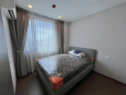 For rent: Artisan Ratchada, 15th floor, fully furnished room, nice to live in, book now, don't wait.