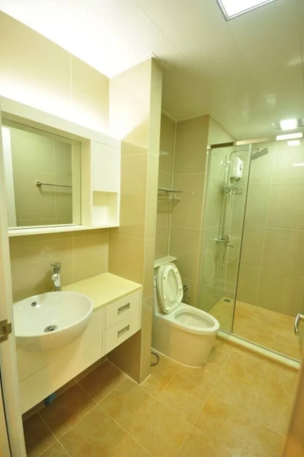 Condo for sale T.C. Green Rama 9, furnished room, ready to move in, 25th floor, city view, good like this, must book