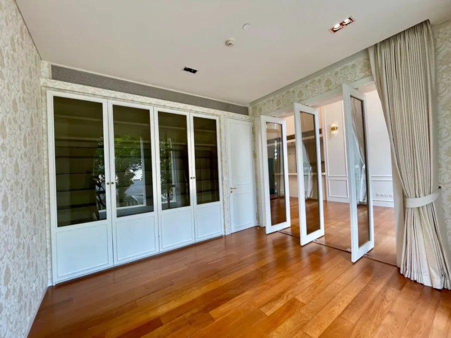 ขาย ให้เช่า The Sukhothai Residence ห้องตกแต่ง Buit-In หรูหรา ห้องกว้าง อยู่ได้ทั้งครอบครัว ห้ามพลาด
