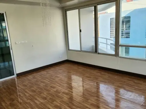 Condo for sale, Ratchada Prestige, Ladprao 48, empty room, 2 bedrooms, 1 bathroom, pool view, usable space, great value, book now.