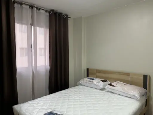 For rent, Lumpini Condo Town Rattanathibet, 1 bedroom, 1 bathroom, furnished room, ready to move in. You can just come in.