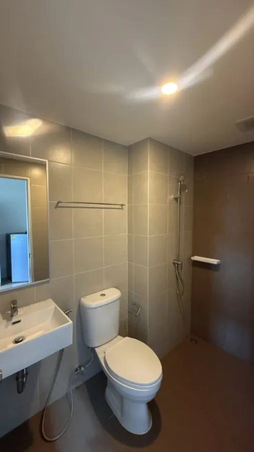 ขายด่วนๆ Condo Lumpini Ville Chaengwattana 10 ห้องพร้อมอยู่ ราคาจับจองได้ มาเป็นเจ้าของได้แล้ววันนี้