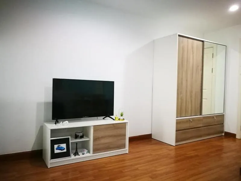 ให้เช่า Regent Home 18 แจ้งวัฒนะ-หลักสี่ ตกแต่งสวยน่าอยู่ เฟอร์ครบ ครัวบิ้วอิน ห้ามพลาด