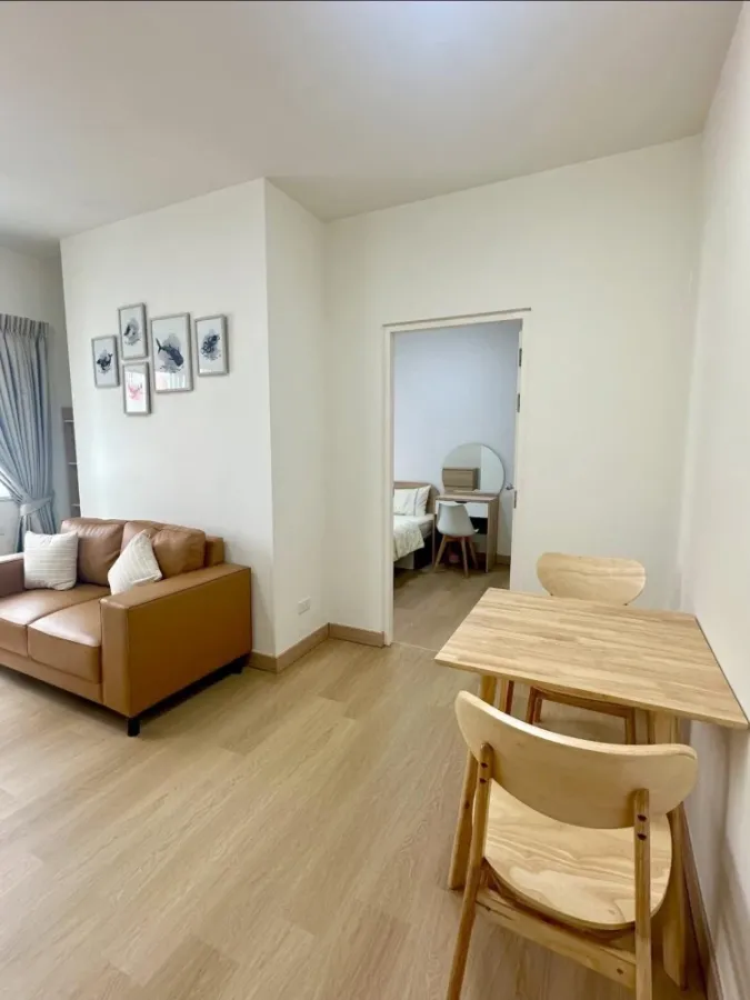For rent: My Condo Sukhumvit 103, 1 bedroom, 1 bathroom, fully furnished and equipped with electrical appliances. Good like this, reserve now.