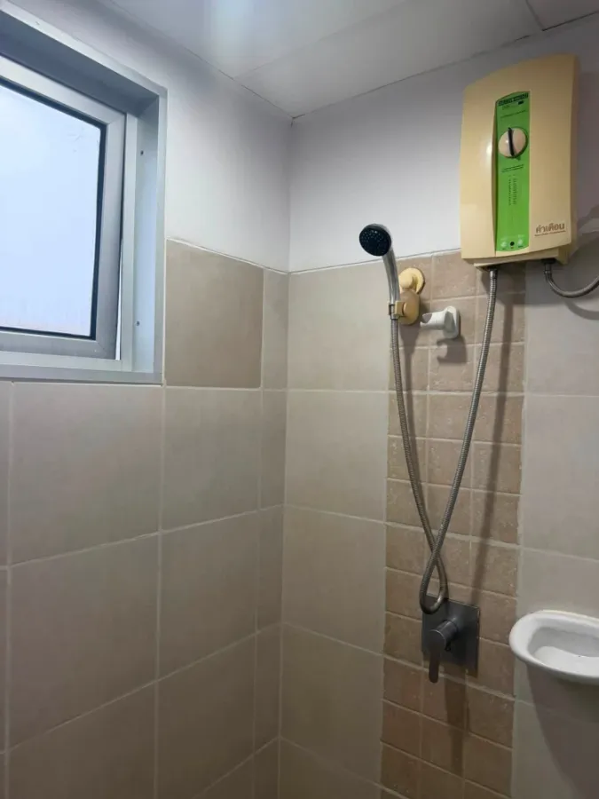 For rent: Supalai Park Ratchaphruek-Phetkasem, studio unit, fully furnished, spacious and comfortable. Book now!