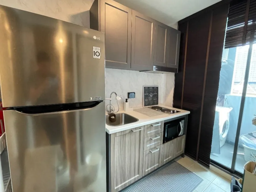 For rent, Premio Quinto, Building A, 6th floor, fully furnished and electrical appliances. Book now, don't wait.