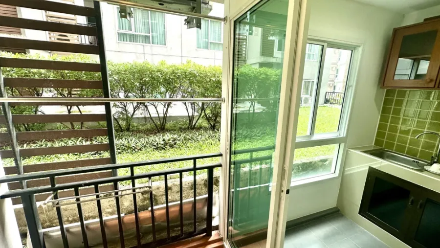 Condo for rent Regent Home 22 Sukhumvit 85, fully furnished, within walking distance to BTS. Reserve now!