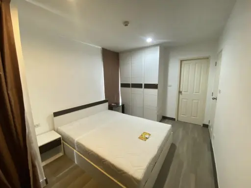 For rent HALL MARK Ngamwongwan Fully Furnished Built-In, just carry your bags and move in. Book now.