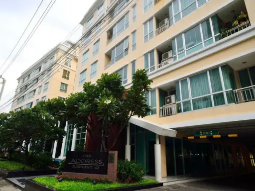 ให้เช่า คอนโด ดิ แอดเดรส สุขุมวิท 42 เฟอร์นิเจอร์เครื่องใช้ไฟฟ้าครบ ทำเลสะดวกสบาย พร้อมให้เข้าอยู่