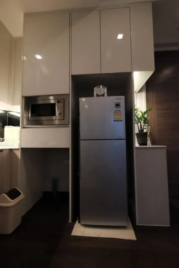 Sell / rent Condo Q Asoke, 2 bedrooms, 1 bathroom, 16th floor, has great city views. Fully furnished, don't miss it