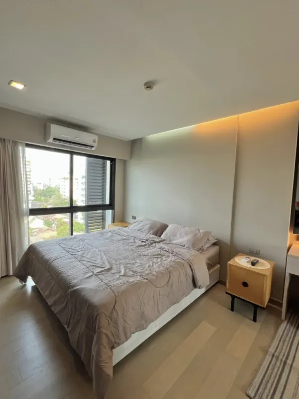 ให้เช่า Tidy Thonglor 1 ห้องนอน 1 ห้องน้ำ พื้นที่ใช้สอยเยอะ เฟอร์นิเจอร์ครบครัน รีบจองเลย