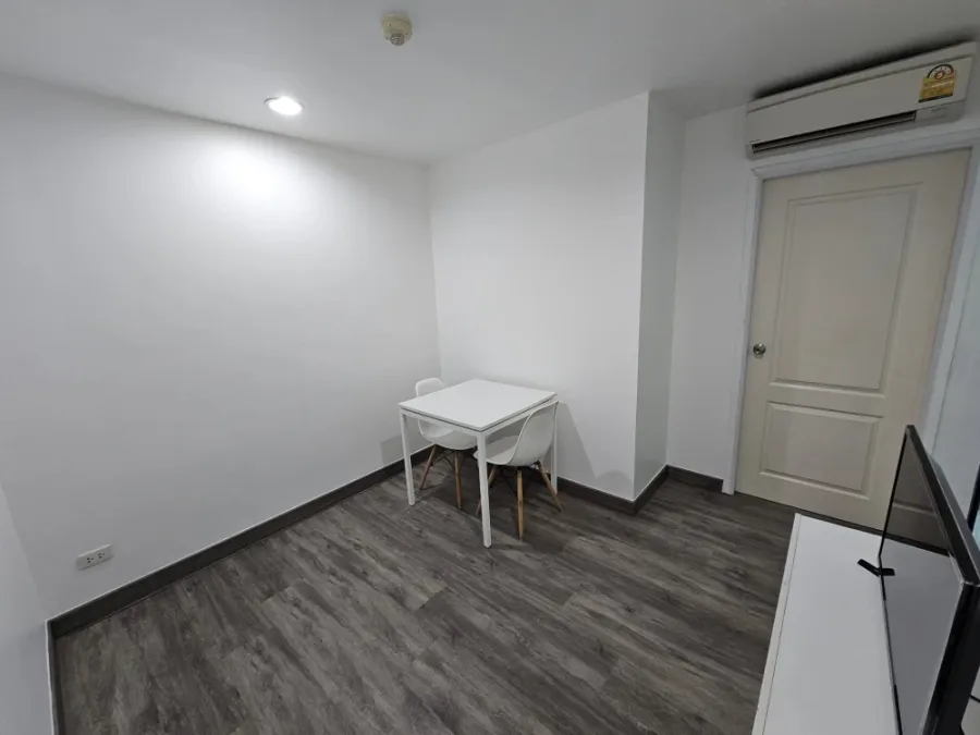 ขาย B.Loft Sukhumvit 109 ห้องพร้อมเข้าอยู่ วิวสระ เฟอร์พร้อมราคาสบายกระเป๋า จองเลย!!!