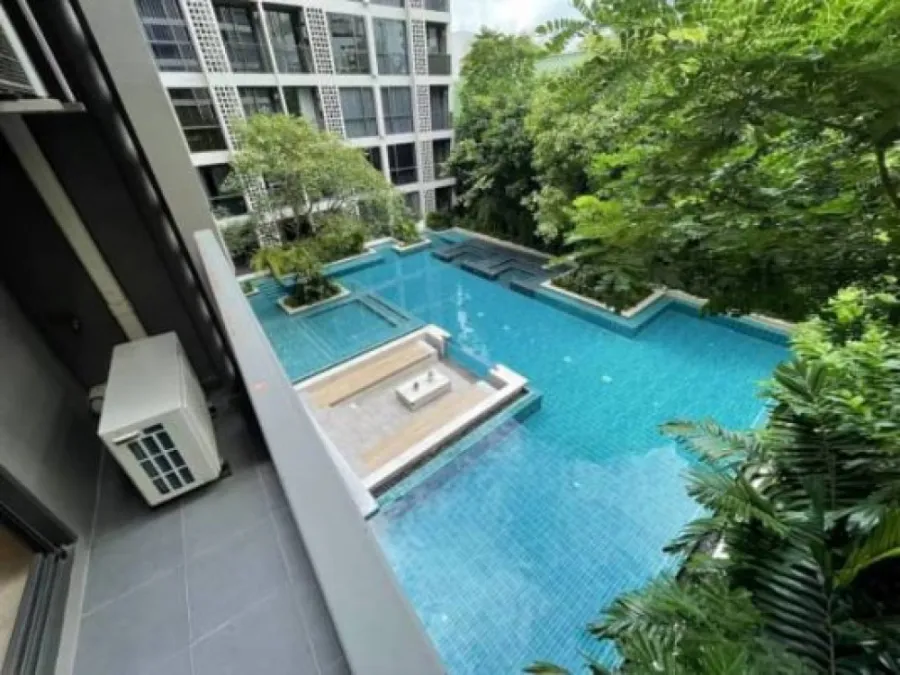 Condo for rent, Chambers On Nut Station, Building C, 3rd floor, fully furnished, ready to move in, friendly price, don't miss it.