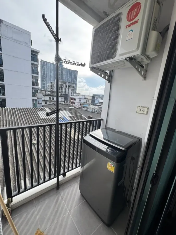 Urgently for rent: Sabai Sabai Condo Sukhumvit 115, ready to move in, fully equipped with amenities. Come reserve before you miss your chance.