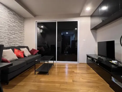 For rent: Condo The Line Phahon Yothin Park, high floor, spacious room, wallpapered, amazing city view, book now