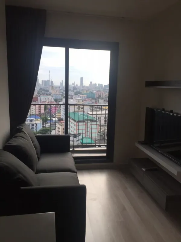 Quick rent out!!!!!! Centric Ratchada-Huay Kwang, good room, central location, magnificent, chic lifestyle in the heart of the city, book quickly