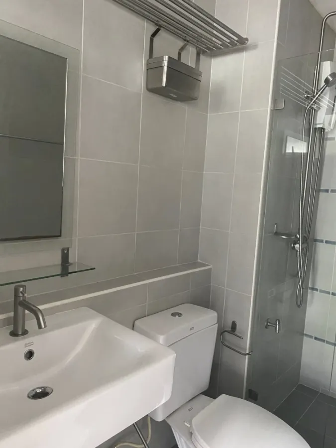 Selling D condo Campus Resort Bangsean. A great-livable unit in a prime location with complete amenities. Don't miss out!