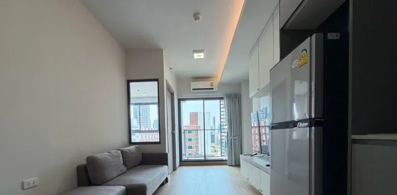 For rent: Ideo Sukhumvit 93, 8th floor, fully furnished unit. Very comfortable and ready to move in. Book now! Don't miss out! Act fast!